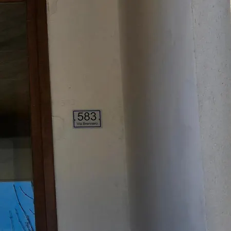 Le Ginestre Apartament