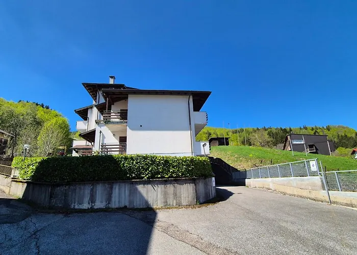 Lejlighed Le Ginestre Faidello